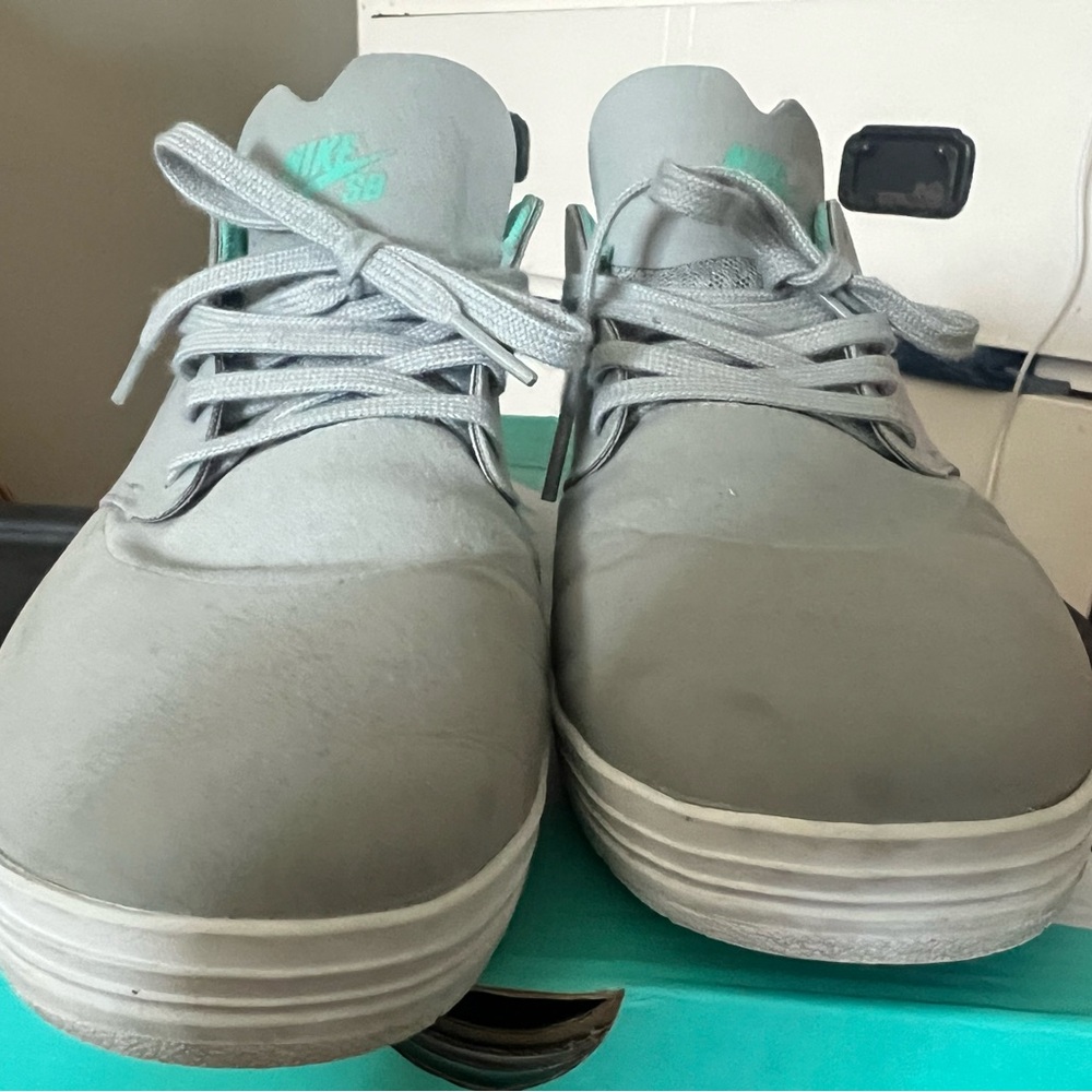 Nike Men's Sneakers in Gray and Teal lunar one shot - Picture 3 of 5